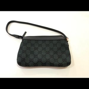 100% authentic Gucci wristlet